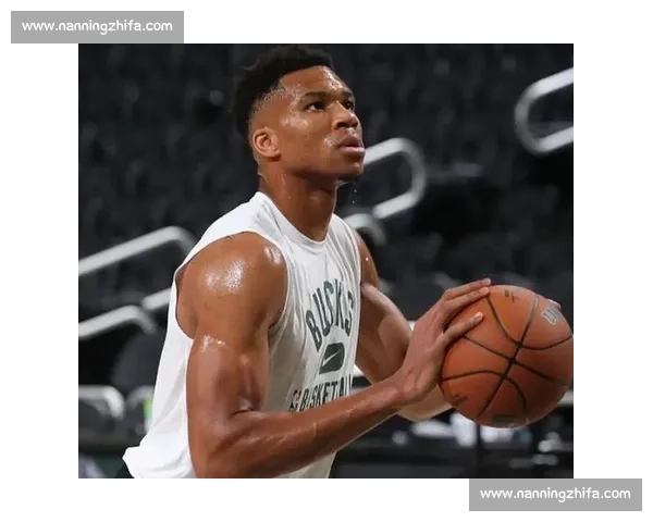 深度解析：篮球巨星的罚球命中率，隐藏了多少不为人知的秘密