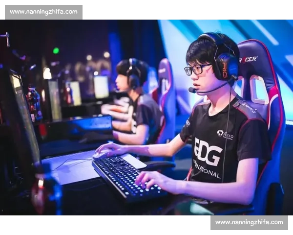 关于电竞选手退役后的路，真的只有直播一条路吗