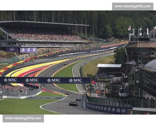 赛道之外的战场！F1电竞选手的训练日常，比你想象的更艰辛